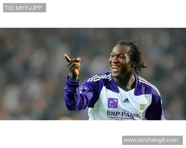 曼联逆转AC米兰夺足总杯胜利帽子戏法点燃全场激情