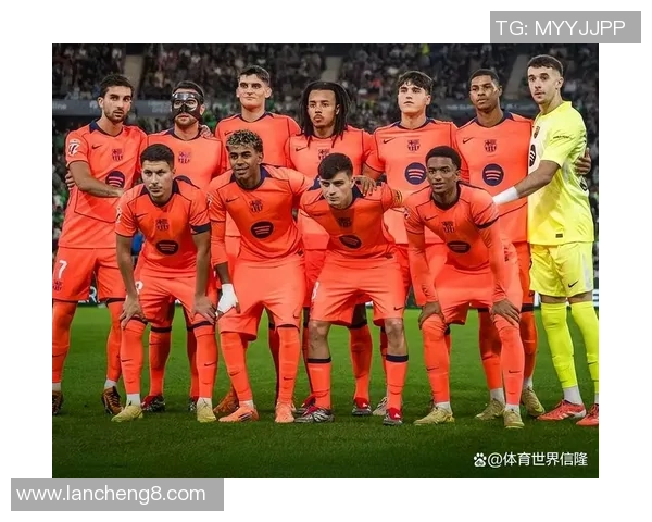 世界杯精彩对决皇马完胜曼联绝杀瞬间引发全场狂欢数据分析揭秘