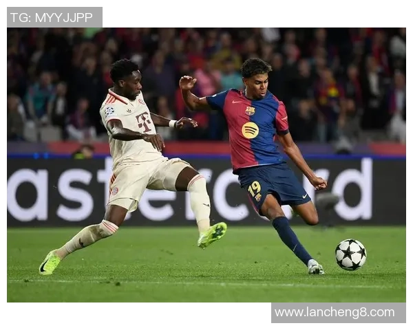 西甲焦点战：多特蒙德与拜仁战平帽子戏法引发全场热烈反响