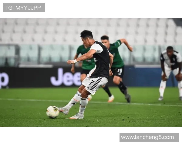 尤文图斯逆转里昂全场沸腾精彩瞬间回顾与战报分析